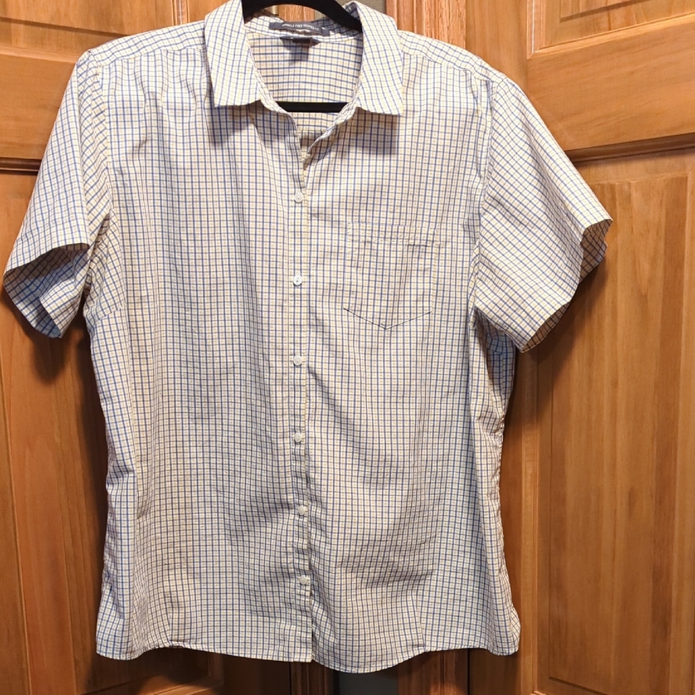Women's Wrinkle Free Shaped Fit Eddie Bauer Button Front Yellow, White, Blue 2X